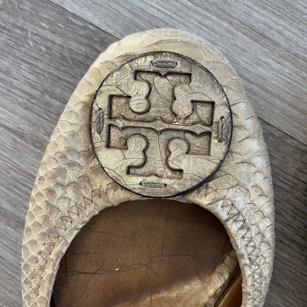 Tory Burch Gold Fish Scale Ballet Flats - Picture 2 of 7